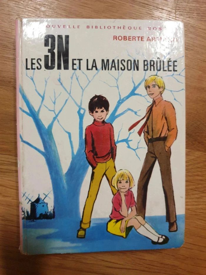 Livre Les 3N et la maison brulée - Bibliothèque rose - 1970