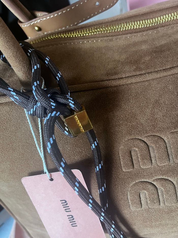 Sac miu miu excellent état comme neuf 🌹 - photo numéro 2