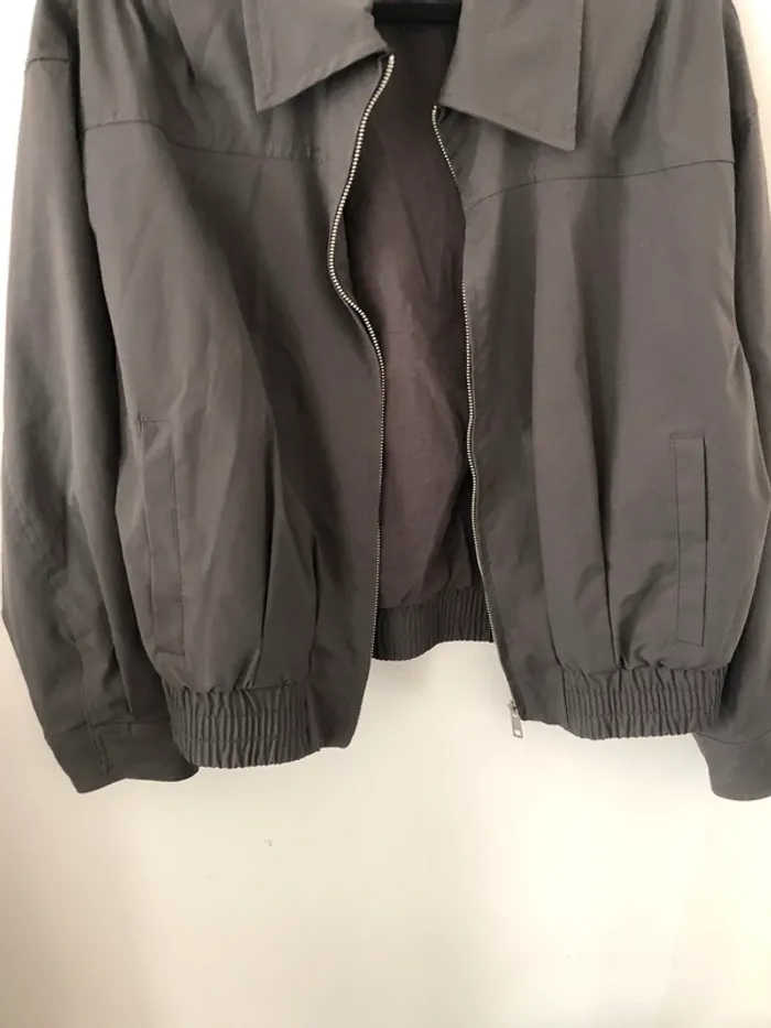 Veste femme Zara TBE Taille XS/S - photo numéro 3