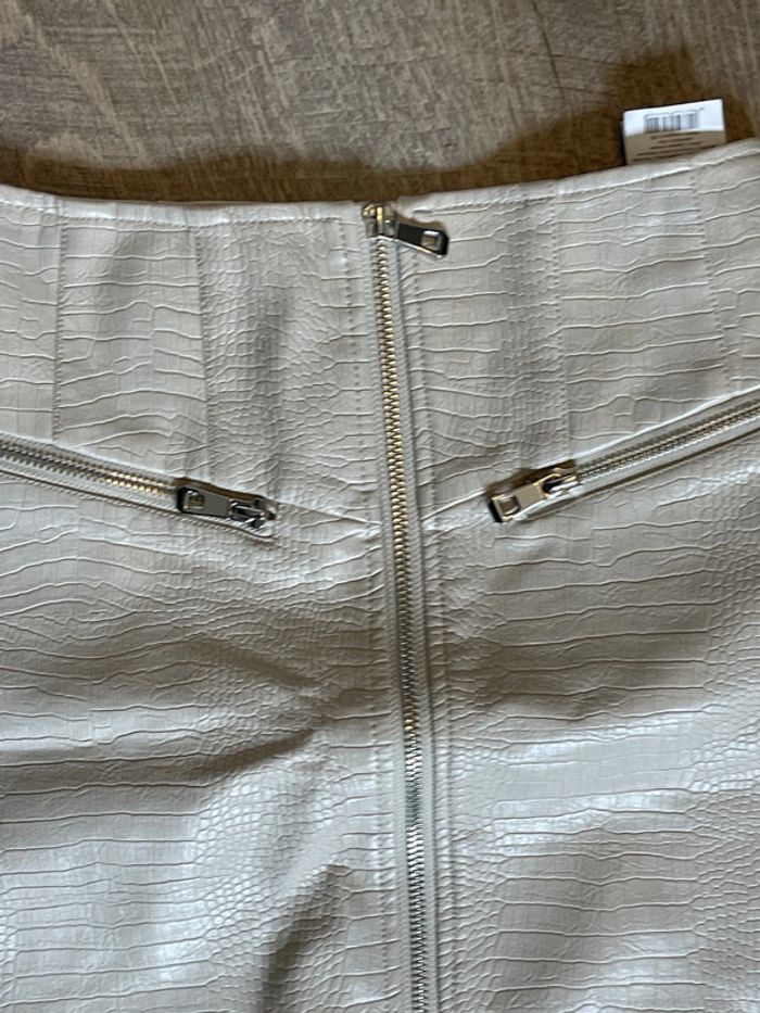 Jupe mini - photo numéro 3