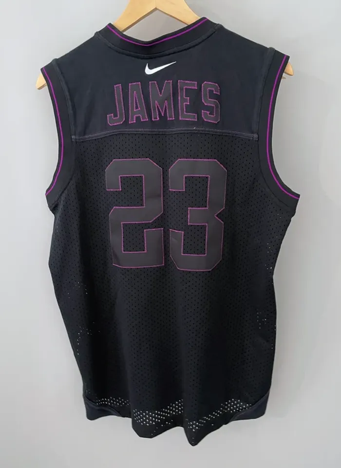 Maillot NBA basketball jersey LeBron James Nike Mens M 2010 - photo numéro 2