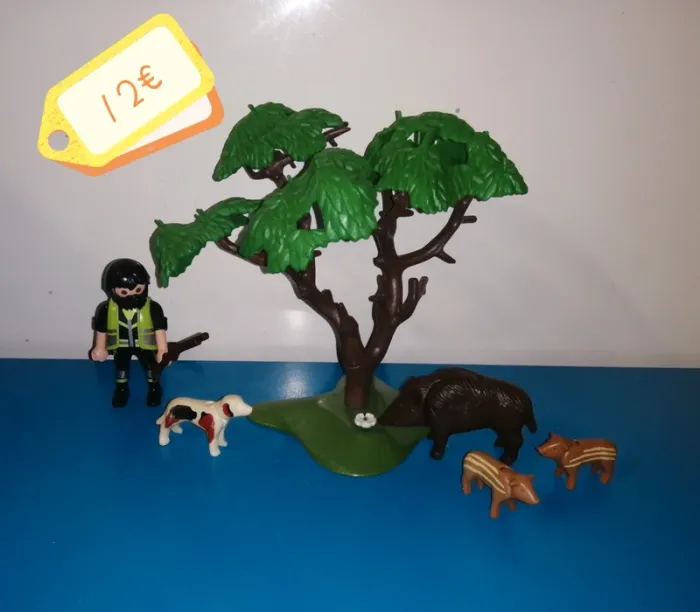 Thème* personnage & animaux / chasseur - sanglier