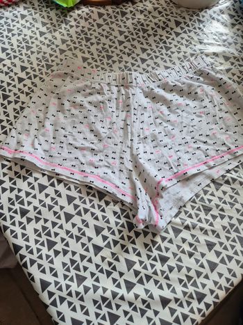 Short pyjama