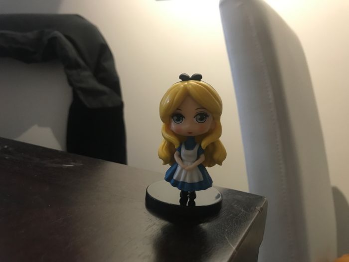 Figurine Alice au pays des merveilles