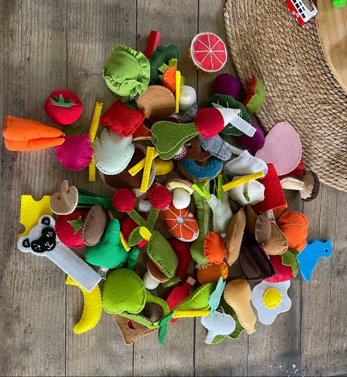Gros lot de fruits et légumes cousu main