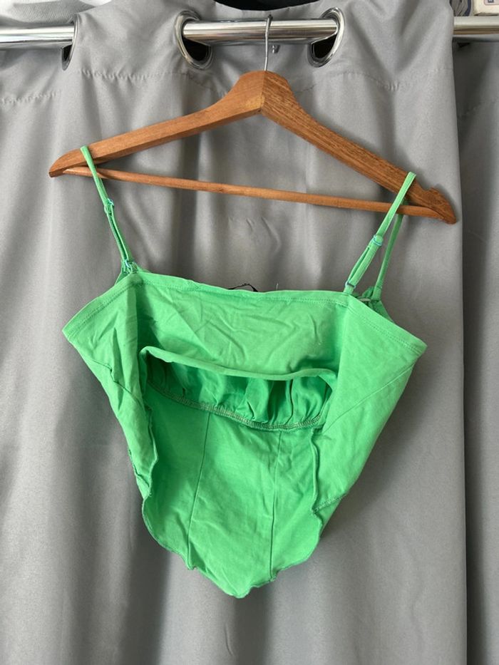Crop top - photo numéro 2