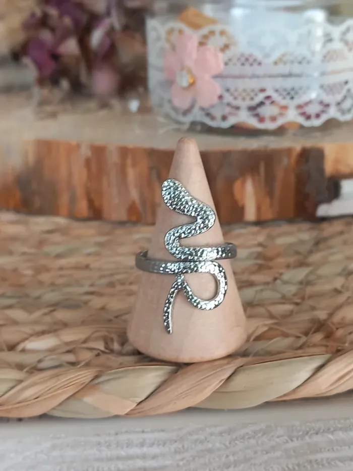 Bague en forme de serpent - photo numéro 3