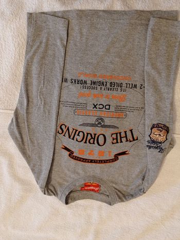 Pull manches longues très grande marque voir photos marque aeropilote taille 6 ans super jolie