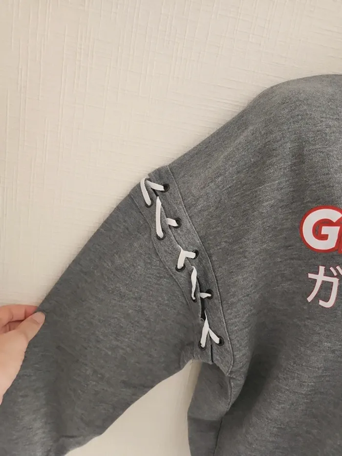 Joli sweat Undiz S oversize gris Girls Gang détails lacet - photo numéro 4
