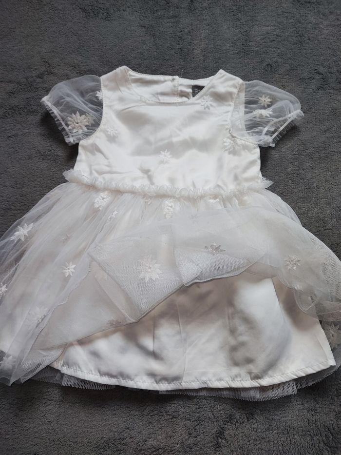 Robe de cérémonie 12 mois - photo numéro 3
