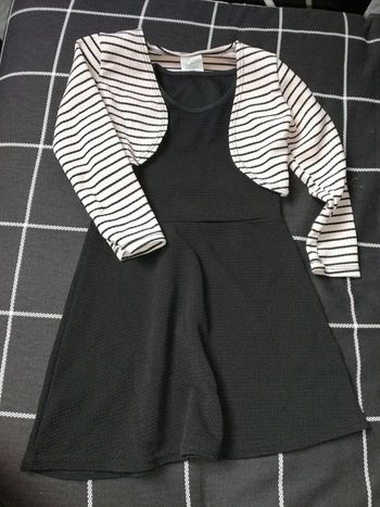 Robe noir et boléro rose rayé 4 ans fille