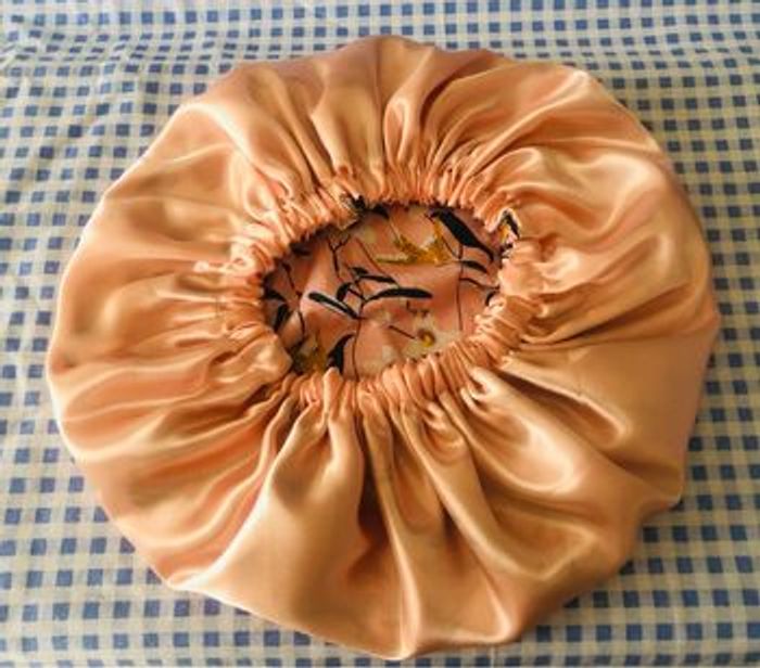 bonnet satin et coton reversible - photo numéro 3