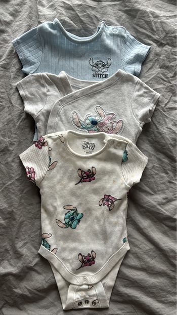 Lot de 3 bodies pour bébés