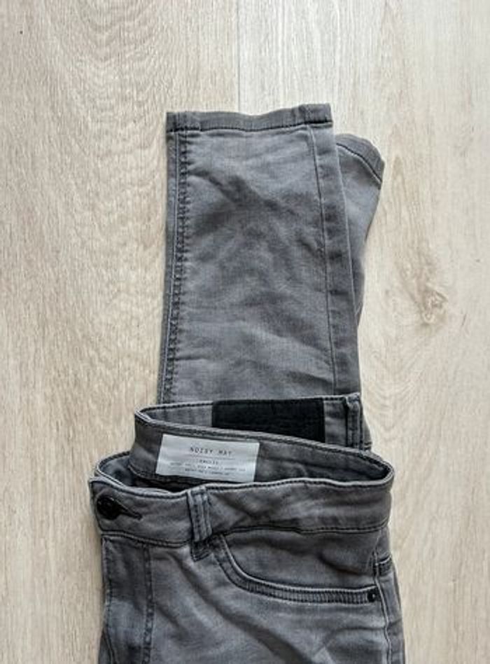 Jean slim taille haute femme gris Noisy May Callie taille W30 L32 - photo numéro 2