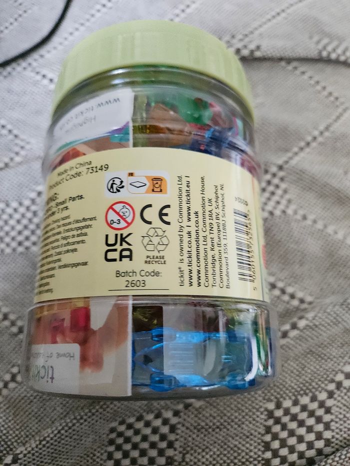 Voitures x72 translucides Tickit - photo numéro 3