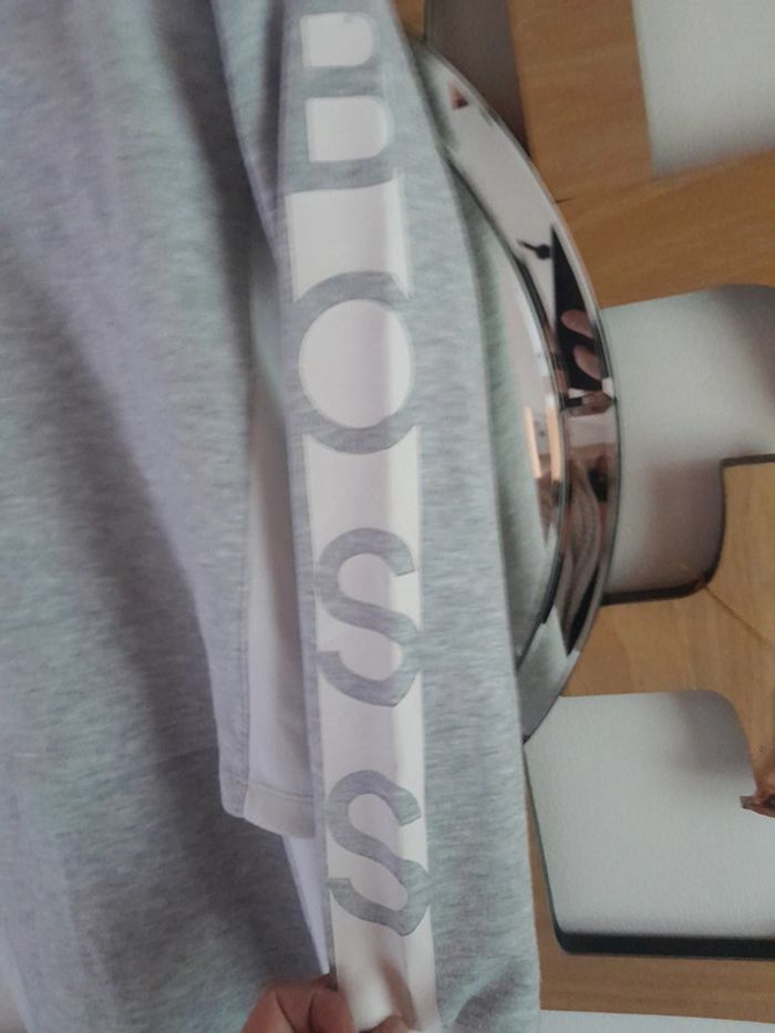 Robe hugo boss 12 ans fille 👧 - photo numéro 3