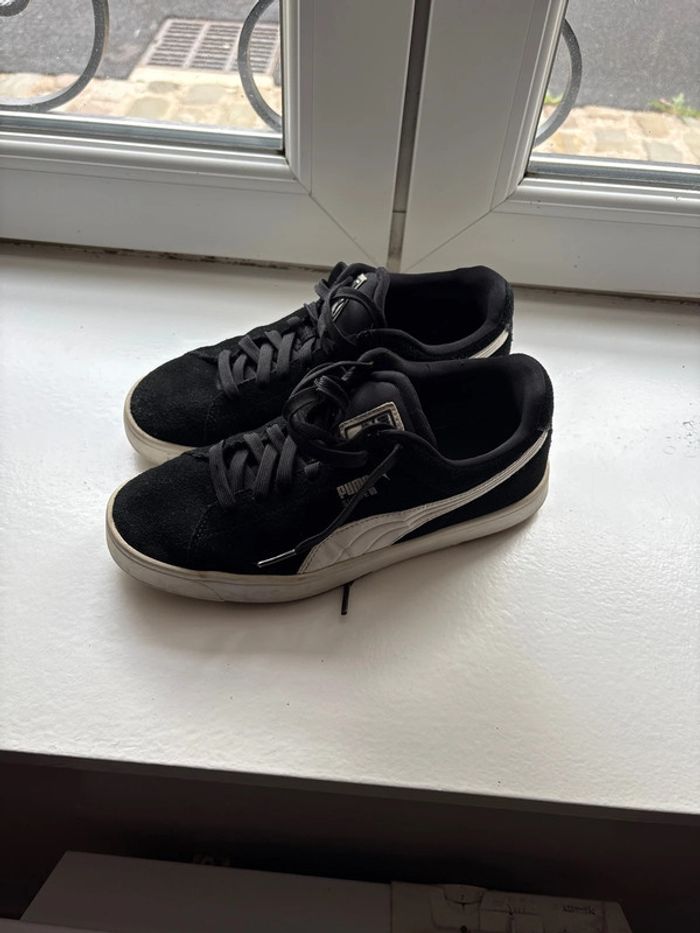 Puma Suède noir et blanche