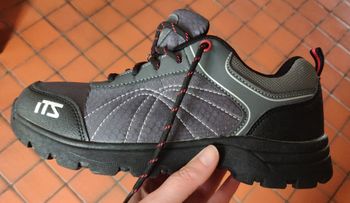 Chaussure de marche ITS
