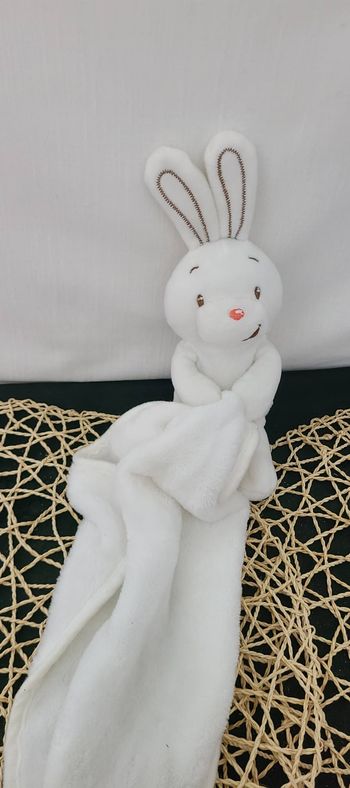 Lapin AUCHAN doudou peluche blanc