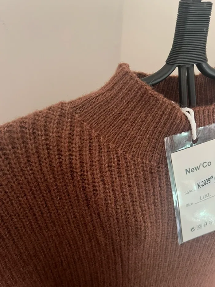 Pull maille marron - photo numéro 2