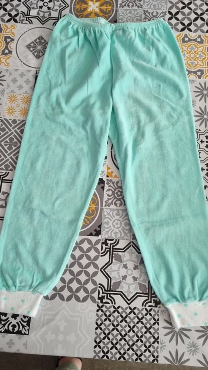 Pyjama taille 4 ans - photo numéro 11