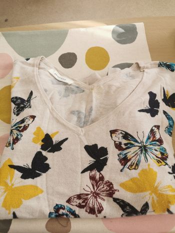 Pull motif papillon