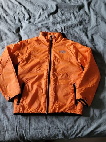 doudoune fine 10/12ans the north face orange (20e)
