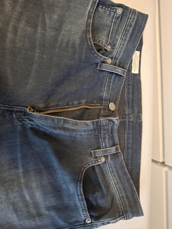 Beau jean homme Levi's 512 W 32 L 34 bleu brut très bon état - photo numéro 4