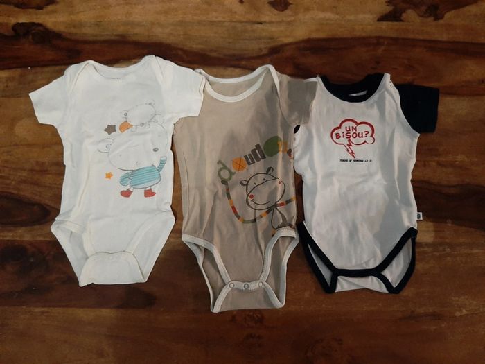 Lot vêtements garçon 6 mois printemps été - photo numéro 5