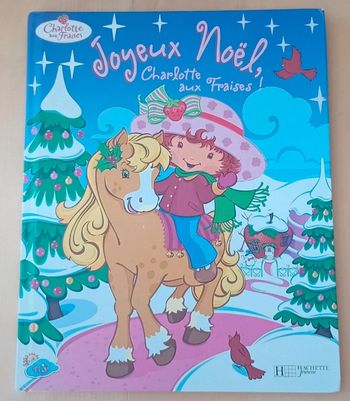 Joyeux Noël Charlotte aux fraises