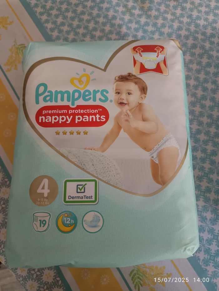 Couche culotte Pampers prenium