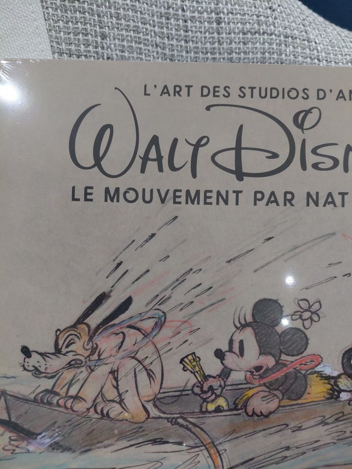 ​🎨 L'Art des Studios d'Animation Walt Disney : Le Mouvement par Nature - Format Grand (Neuf Sous Blister) 🌟 - photo numéro 3