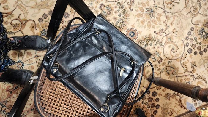 Sac à main + sac à dos en cuir lumineux noir - photo numéro 1