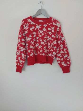 Pull rouge mailles motifs fleurs blanches Cache Cache taille M coupe loose cosy