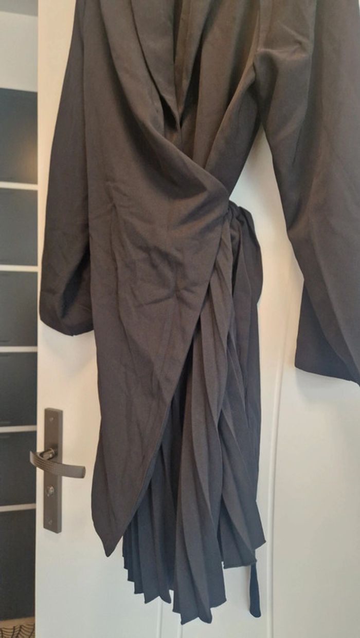 Robe tailleur - photo numéro 2