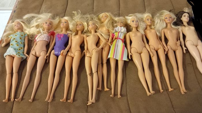11 poupées barbies le lot complet mattel