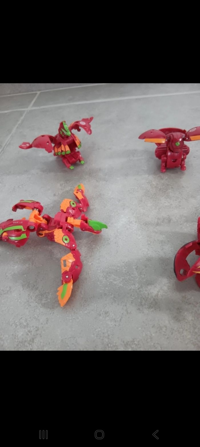 Lot 5 Bakugan rouges - photo numéro 2