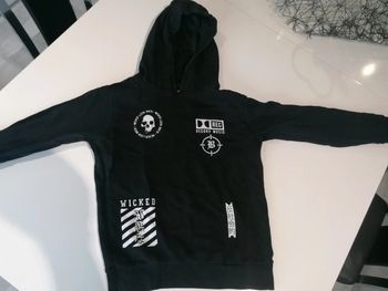 Sweat veste à capuche T 10 ans 👦🏻