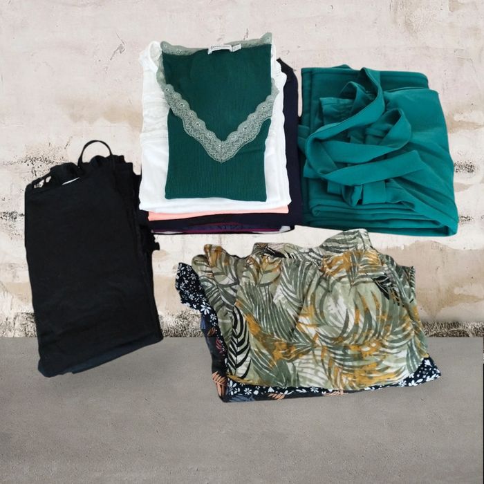 Lot de vêtements femme T S