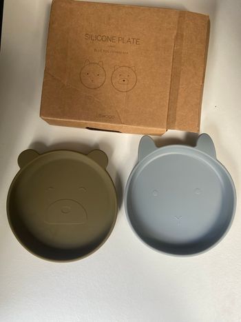 Lot de 2 assiettes Liewood en silicone – neuf