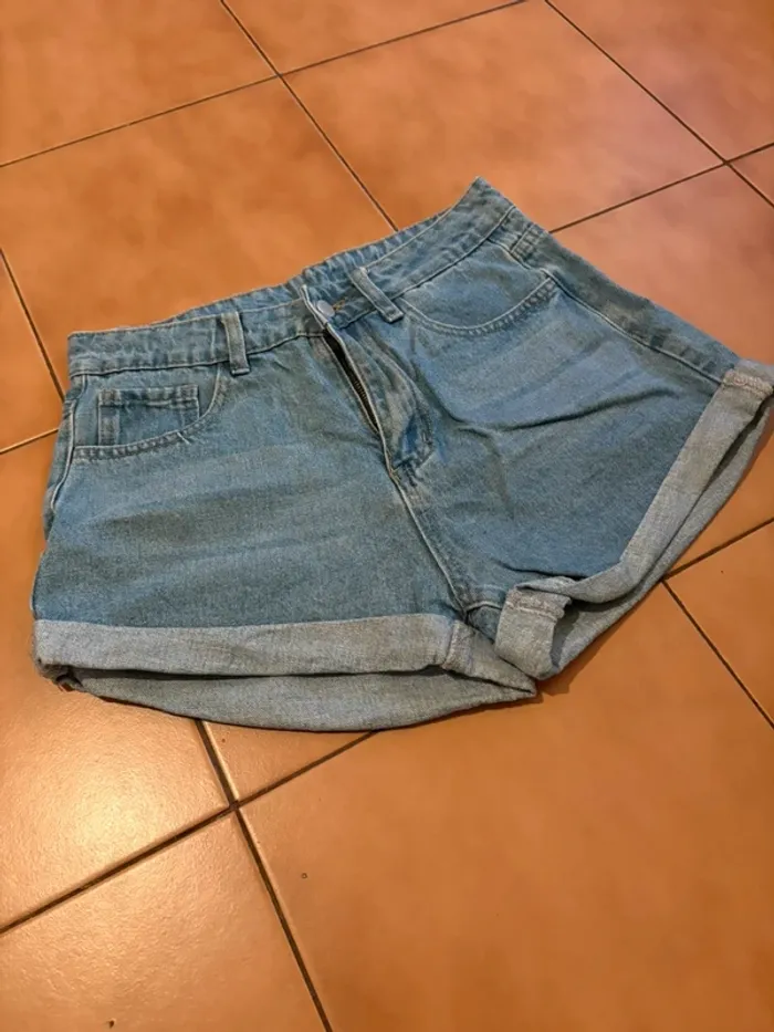 Short jean femme 38 - photo numéro 2