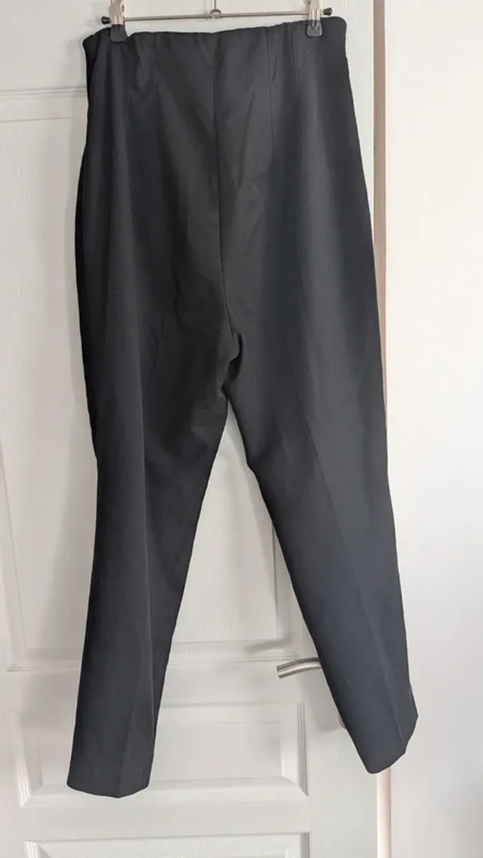 Pantalon noir de grossesse - photo numéro 2