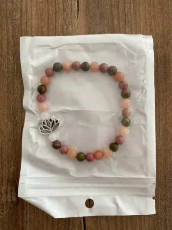 Bracelet en pierres