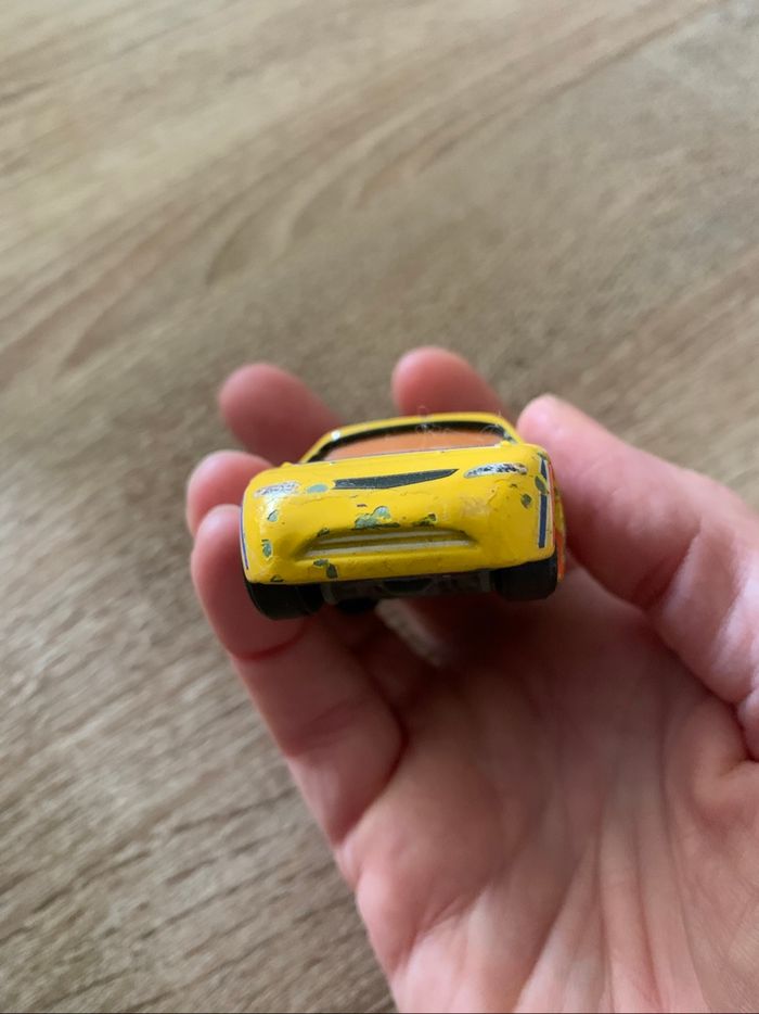 Voiture Bruce Miller dinoco cars - photo numéro 8