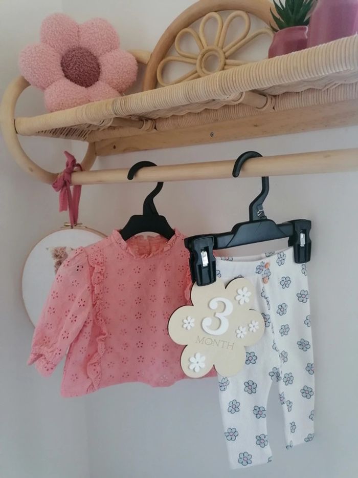 Ensemble blouse broderie + legging fleuri - 3 mois - photo numéro 2