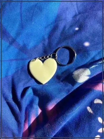 Porte clef cœur blanc