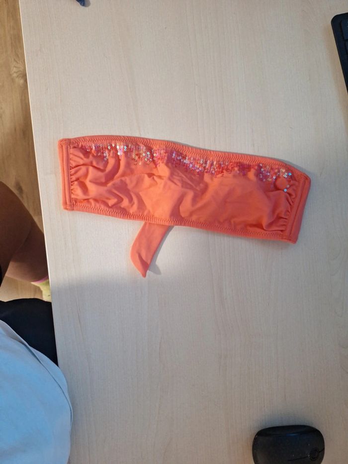 Haut de maillot de bain sans bretelles - photo numéro 3