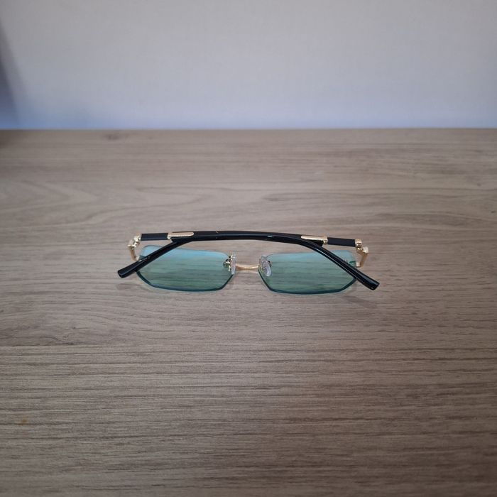 Lunettes de Soleil - Y2K Vintage 90s-2000s - Unisexe Sunglasses - Verres Teintés - photo numéro 3