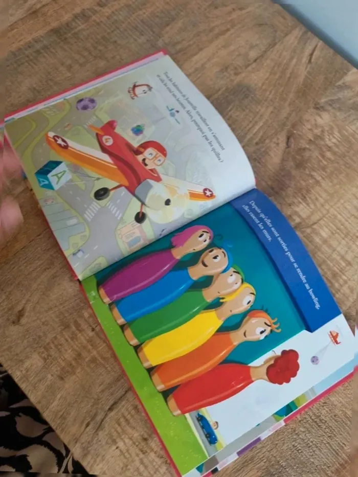 Livre enfant comme un chien dans un jeu de quilles - photo numéro 4