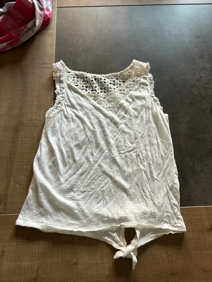 Débardeur noir bec broderie dans le dos femme, taille M - photo numéro 3